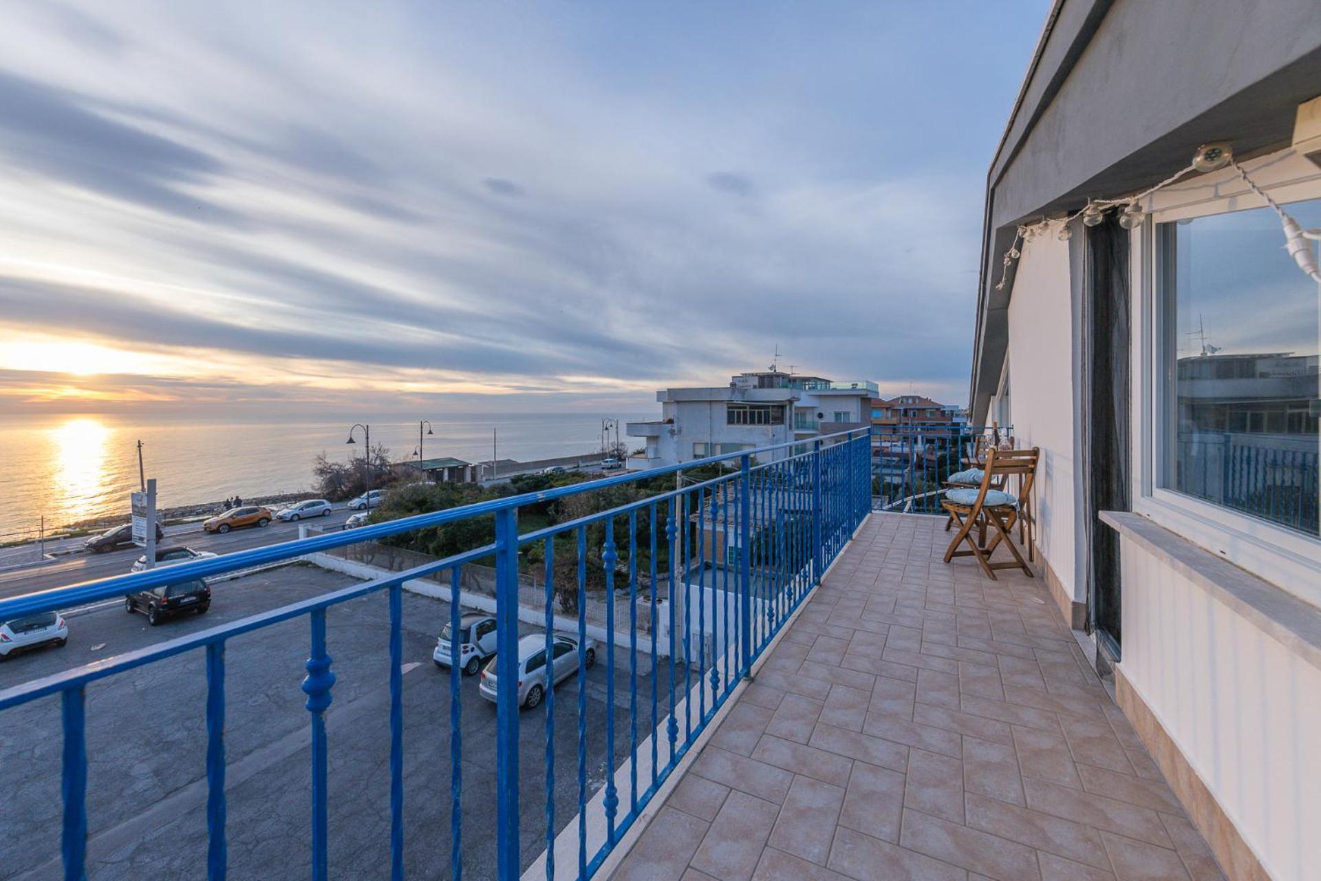 Orizzonte In Blu Villa อันซีโอ ภายนอก รูปภาพ